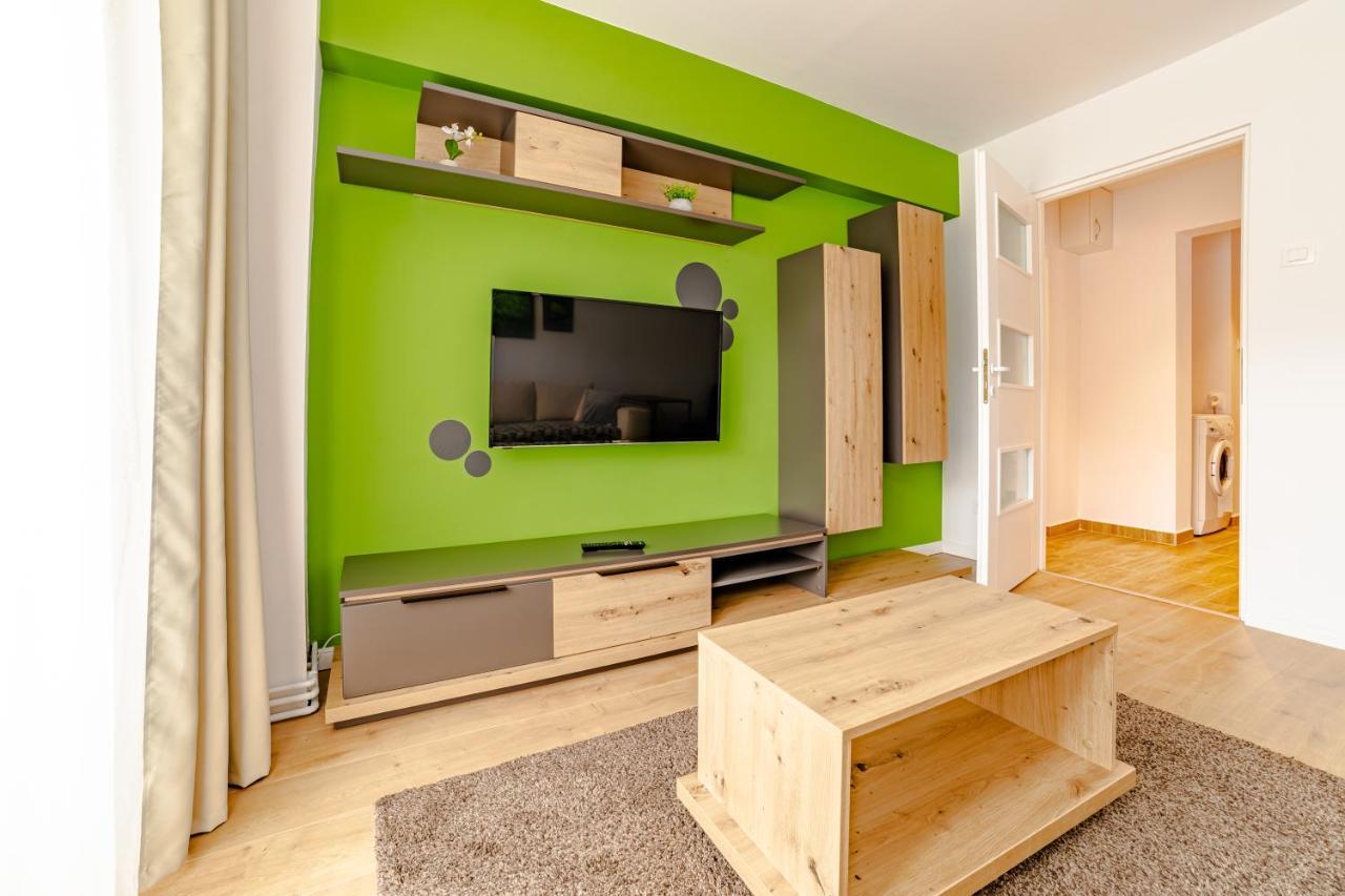 Mid-Term Rental Racadau Apartment Braşov Eksteriør bilde